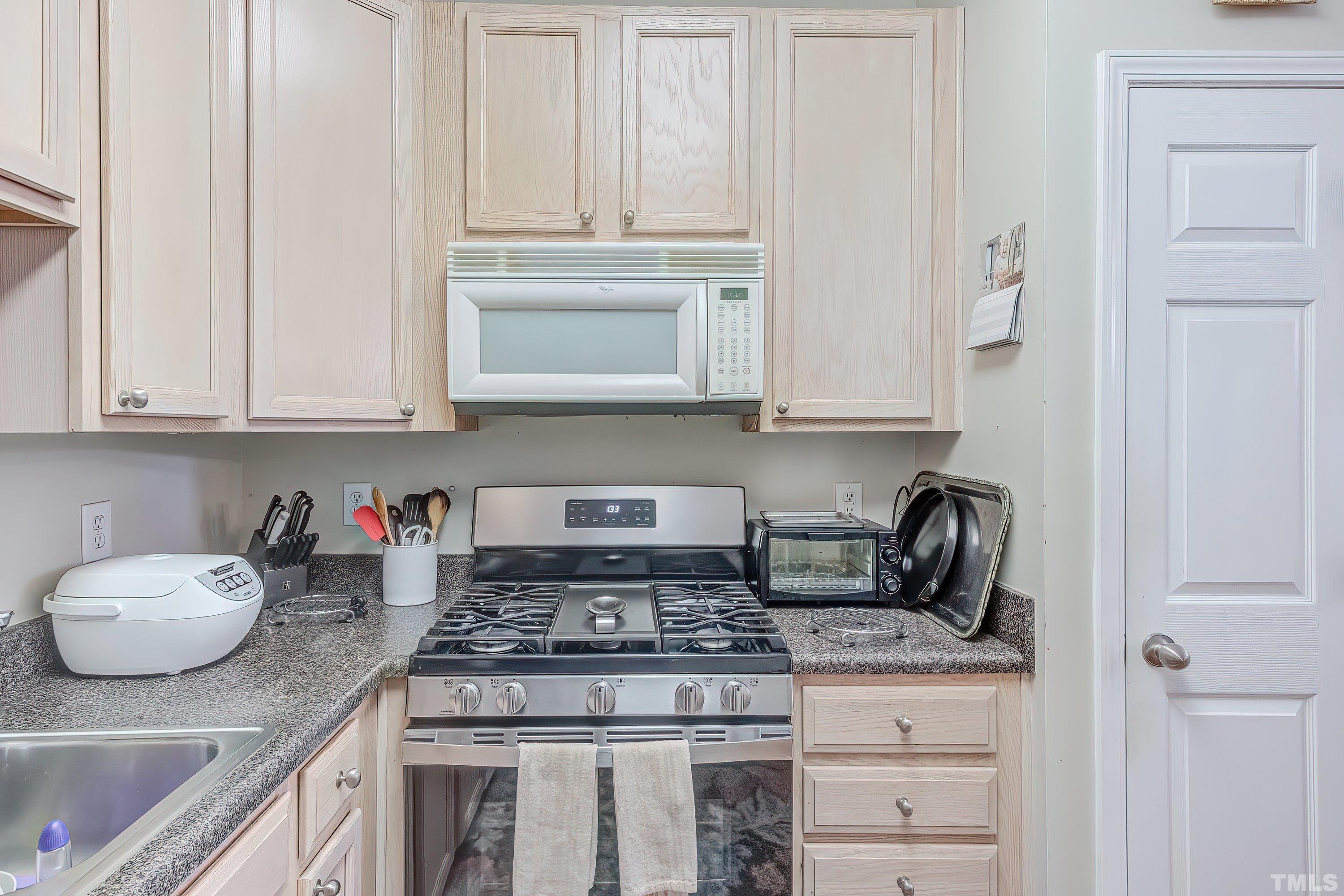 2220 Raven Road, Unit 109 Raleigh, NC 27614 - Photo 17 of 31 Gallery Image 17