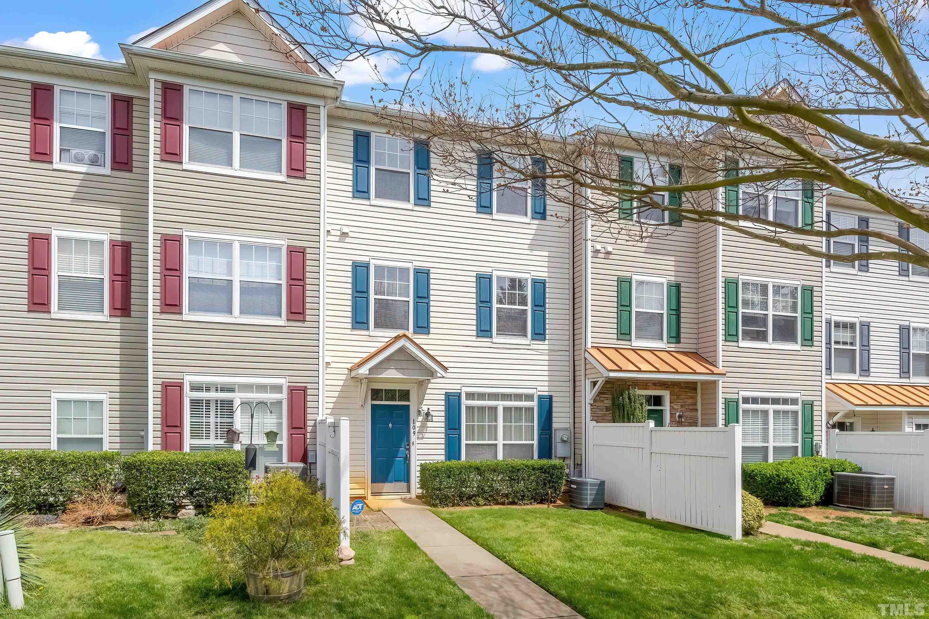 2220 Raven Road, Unit 109 Raleigh, NC 27614 - Photo 4 of 31 Gallery Image 4