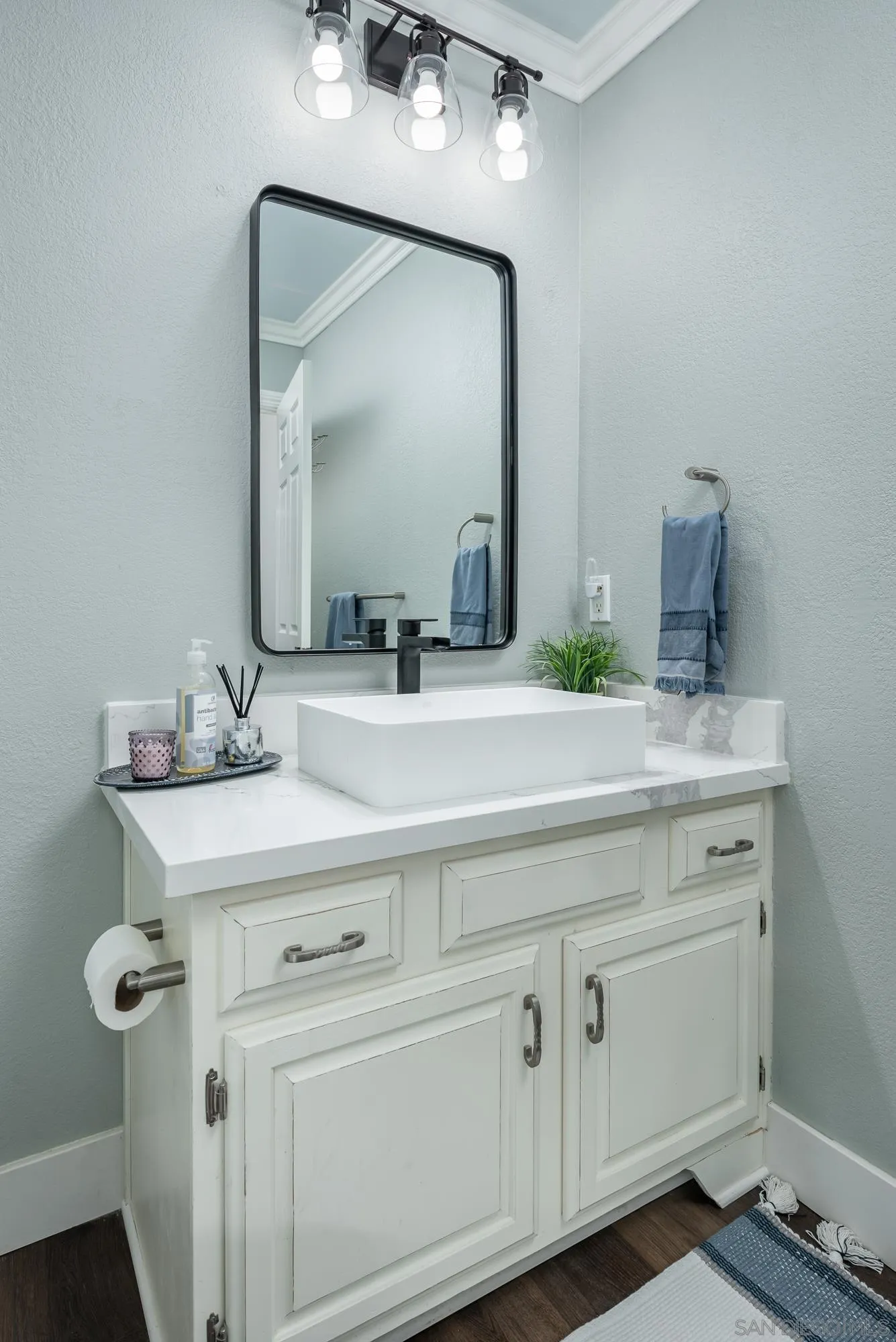 14298 Ipava Drive Poway, CA 92064 - Photo 27 of 74 a bathroom with a sink and a mirror