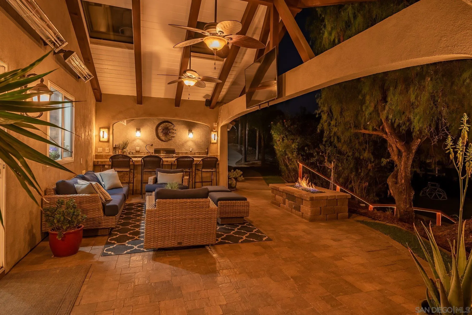 14298 Ipava Drive Poway, CA 92064 - Photo 48 of 74 a view of gym equipment and children on a balcony
