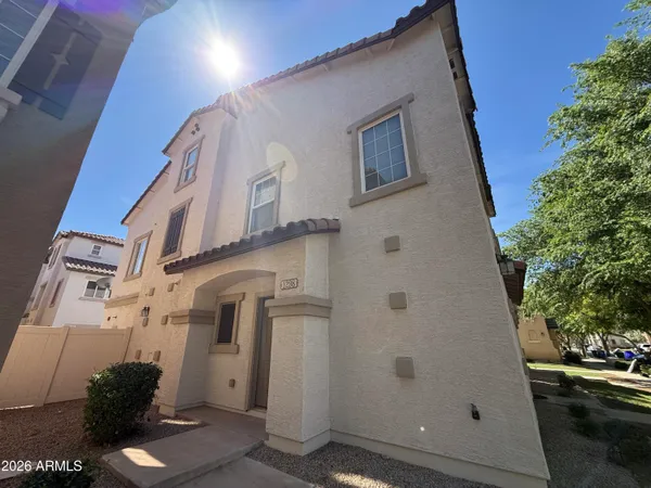 $2,150 | 1298 South Owl Drive, Gilbert, AZ 85296