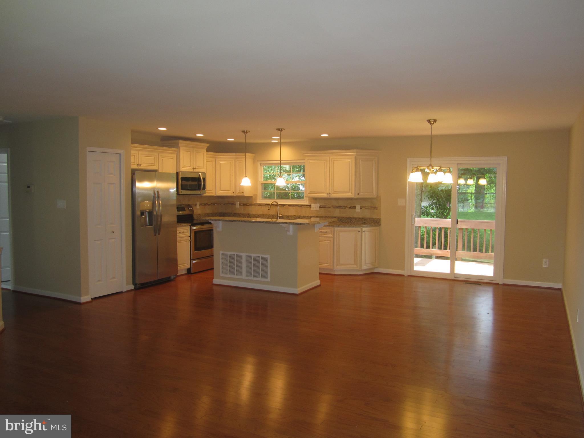 303 Crosby Road Baltimore, MD 21228 - Photo 5 of 23 Open Upper Level