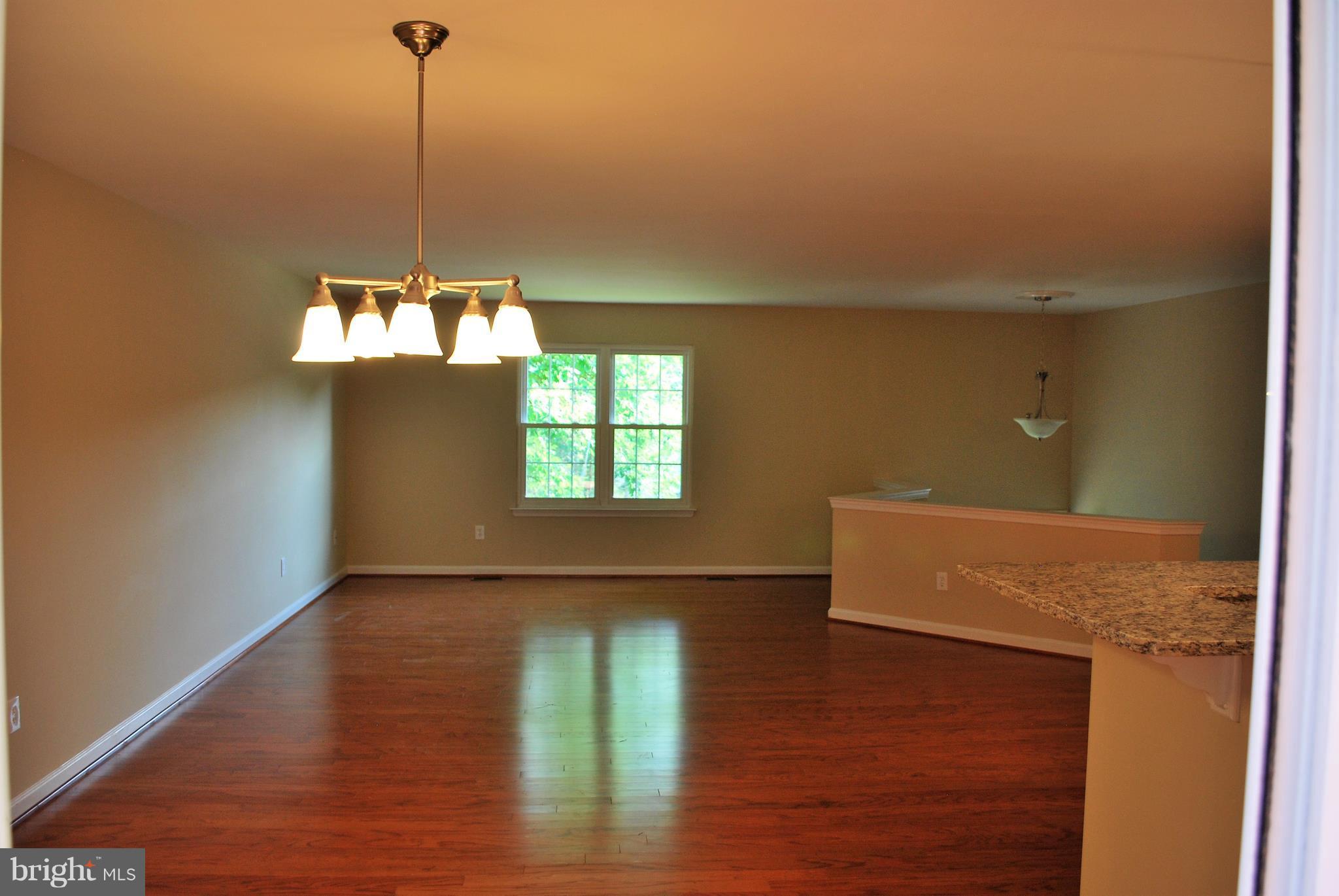 303 Crosby Road Baltimore, MD 21228 - Photo 7 of 23 Living Room & Dining Room