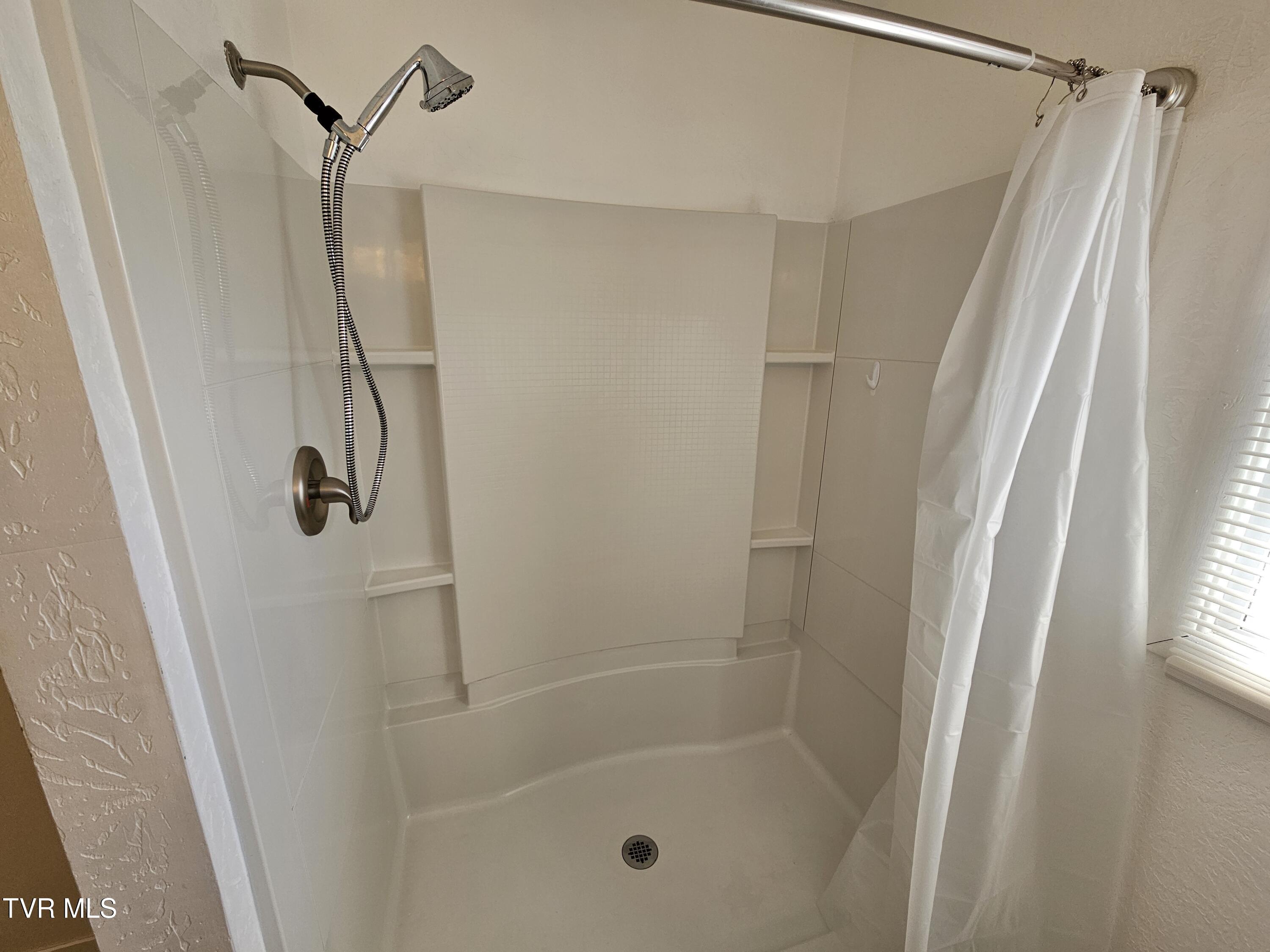 229 Harm Ridge Coeburn, VA 24230 - Photo 33 of 41 1000007172