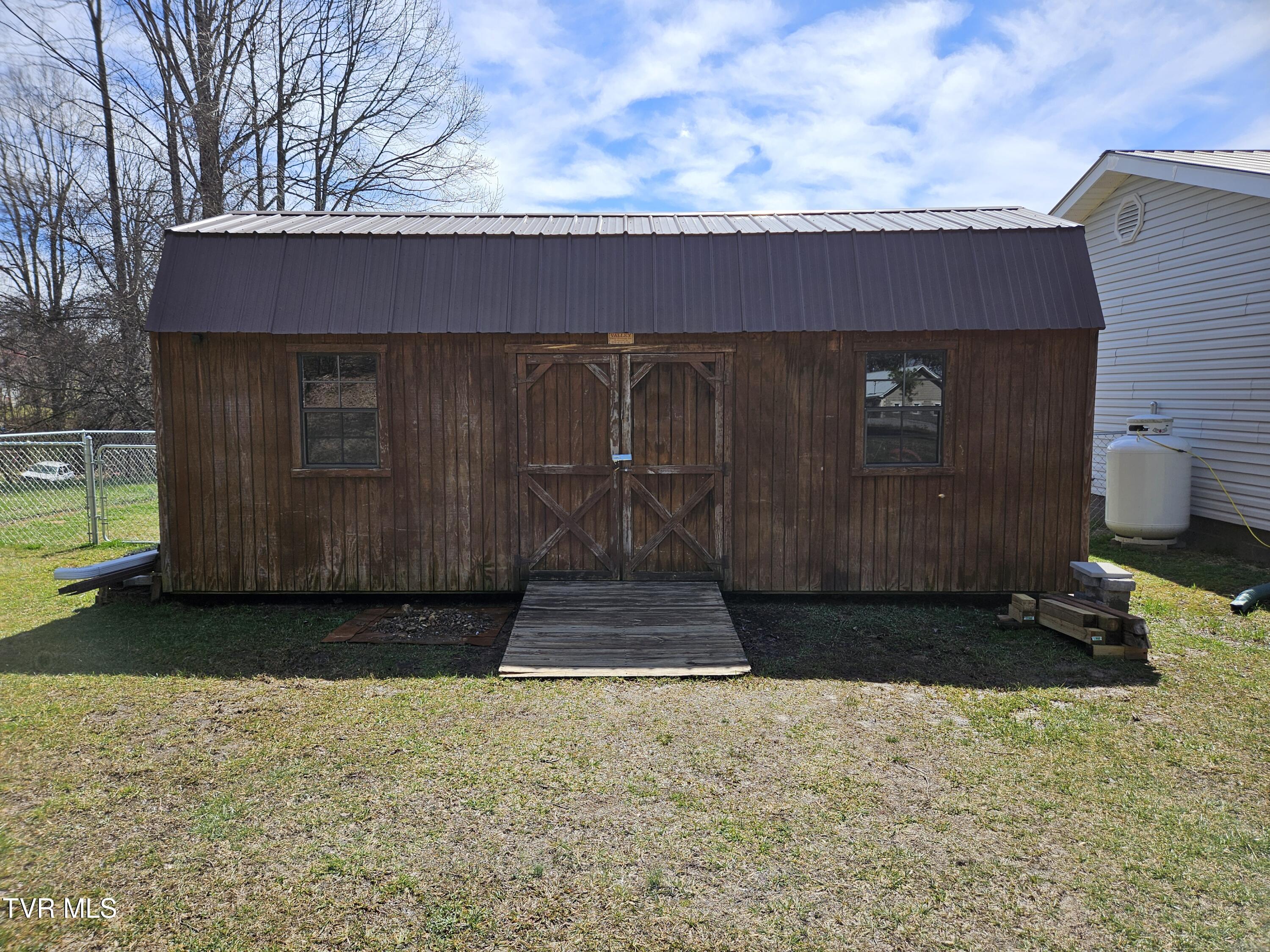 229 Harm Ridge Coeburn, VA 24230 - Photo 7 of 41 1000007176