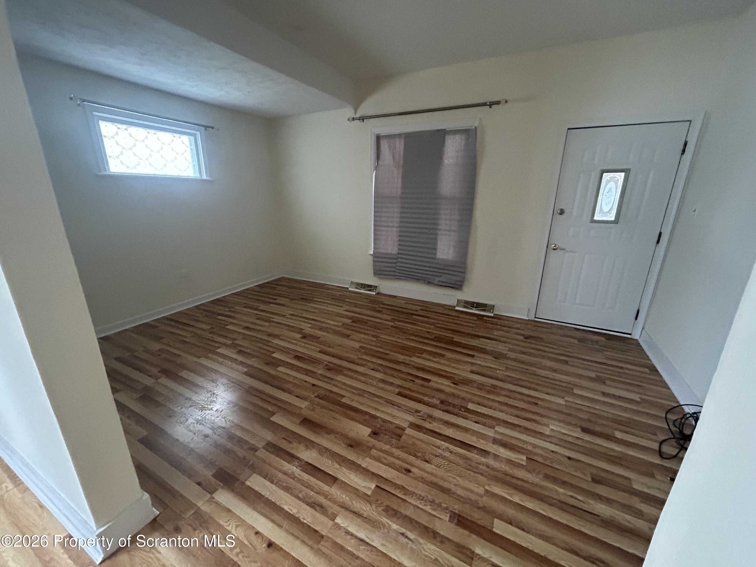 610 North Sumner Avenue Scranton, PA 18504 - Photo 3 of 11 IMG_6207