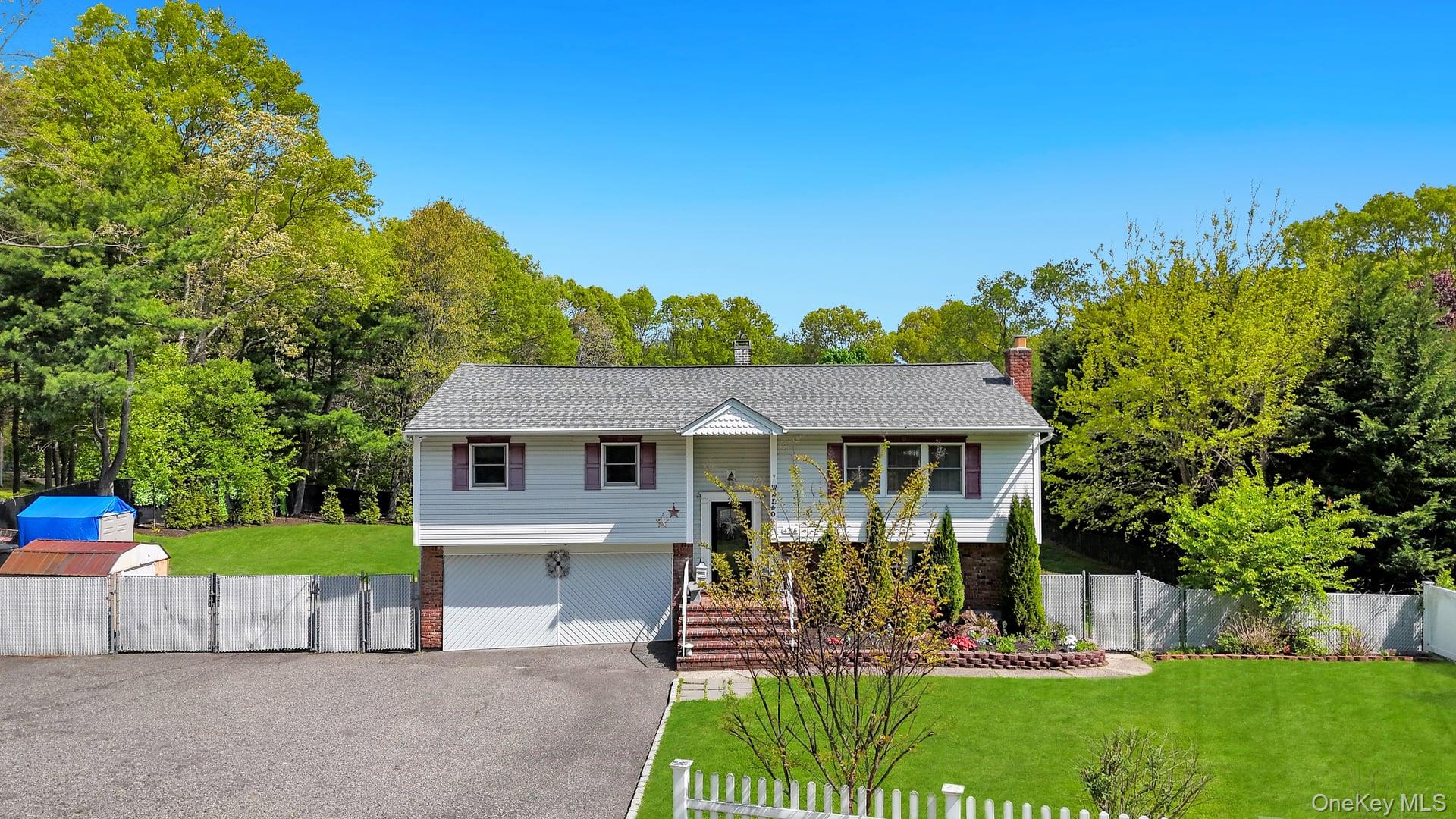 485 Canal Road Port Jefferson Station, NY 11776 - Photo 4 of 44