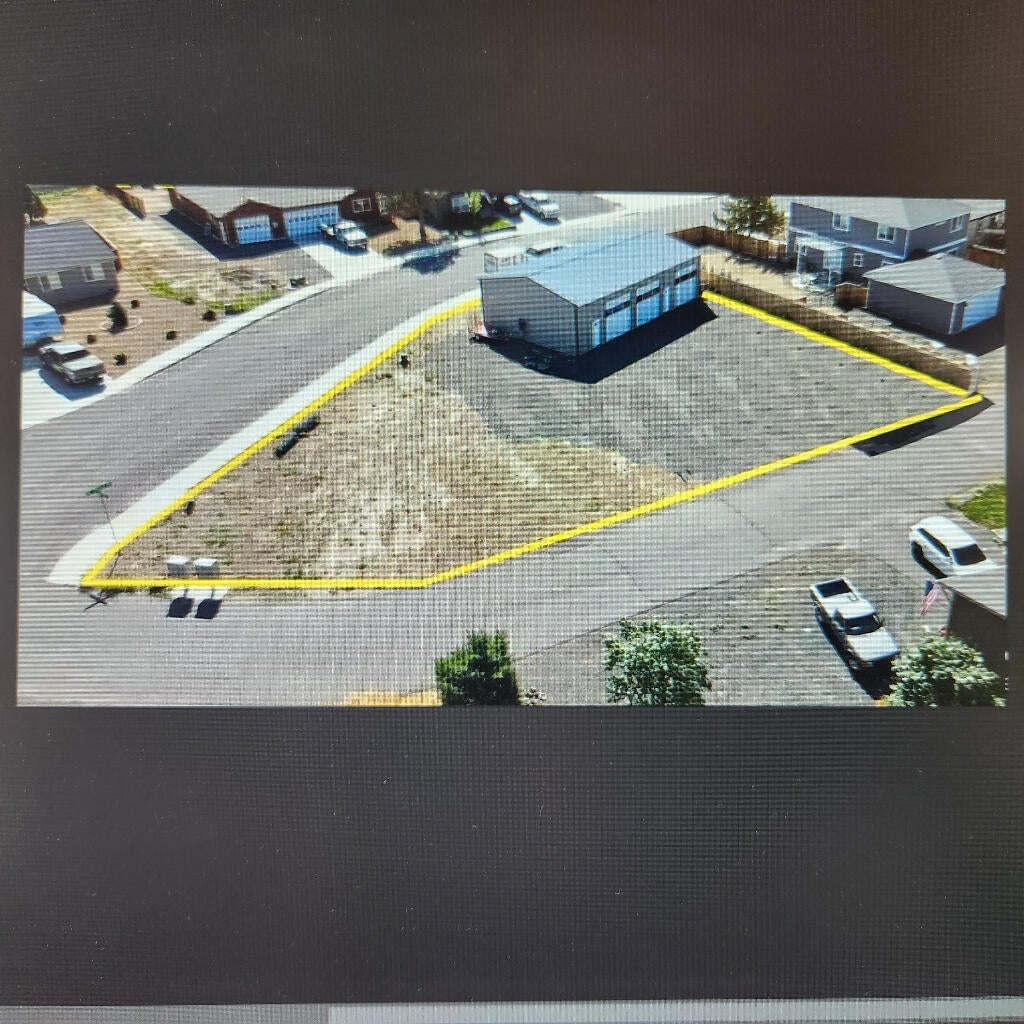 00