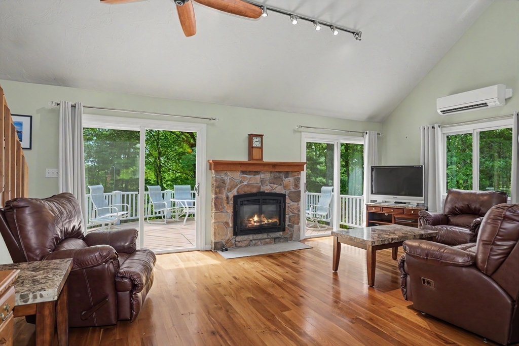 7 Daniels Road Mendon, MA 01756 - Photo 10 of 42 Gallery Image 10