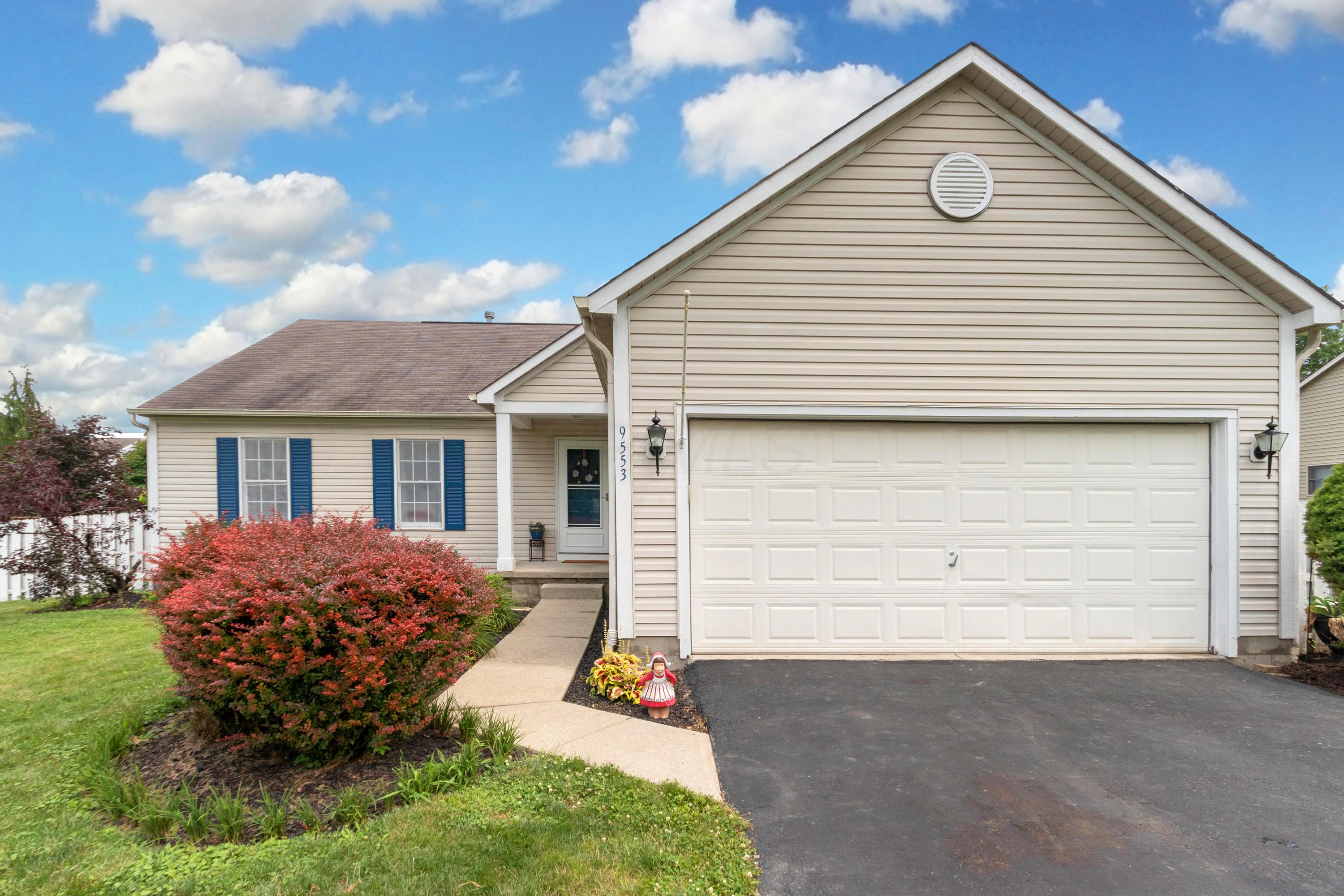 9553 Lynns Road Southwest Pataskala, OH 43062 - Photo 2 of 24