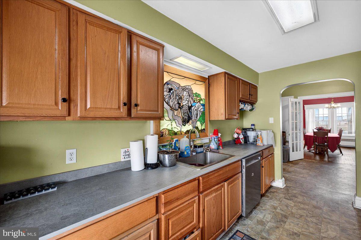 32076 Gordy Road Laurel, DE 19956 - Photo 20 of 26 a kitchen with lots of counter top space and a window