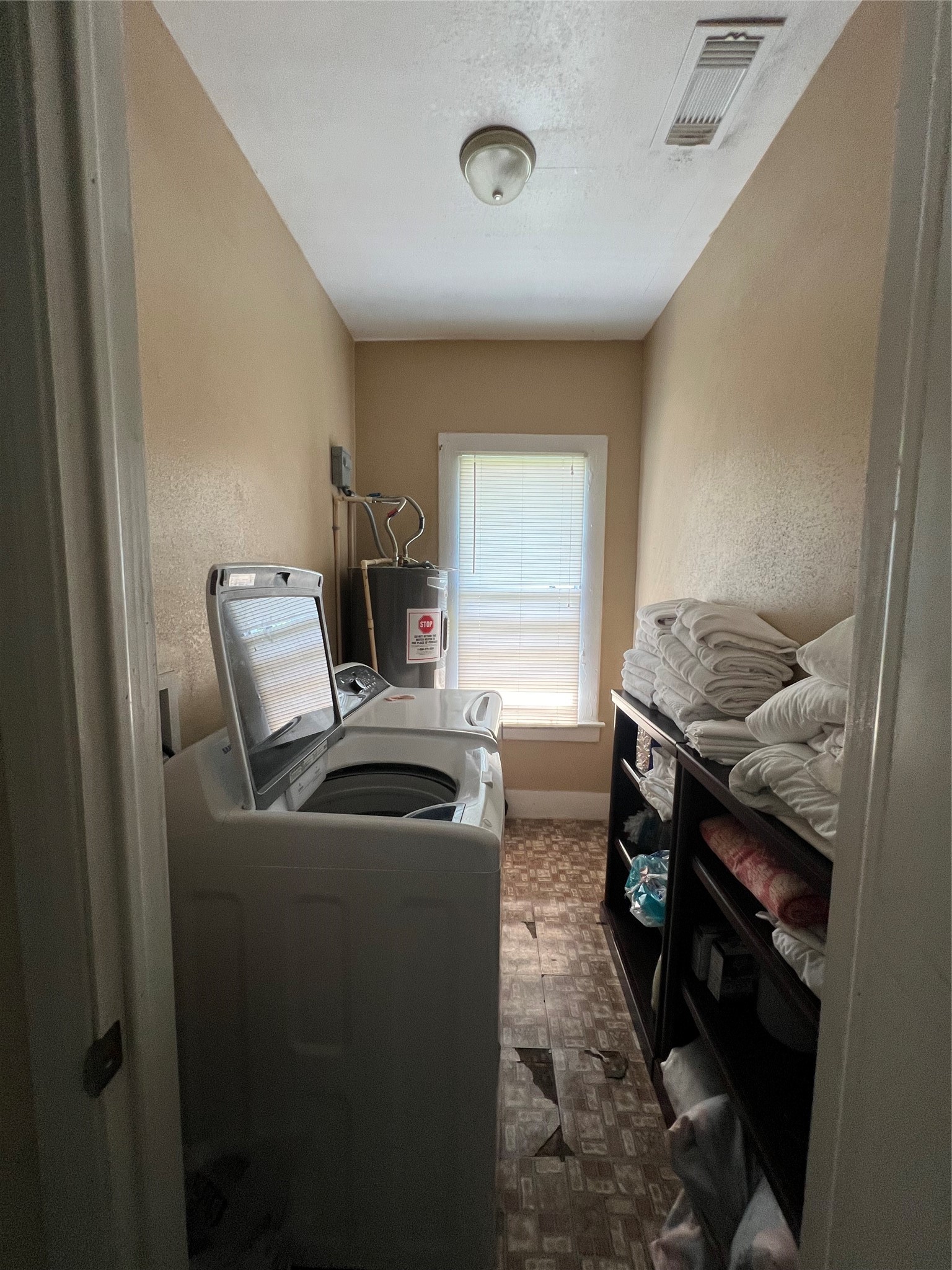 122 Redan Street Houston, TX 77009 - Photo 4 of 6