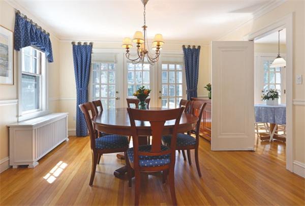 43 Tarleton Road Newton, MA 02459 - Photo 3 of 9