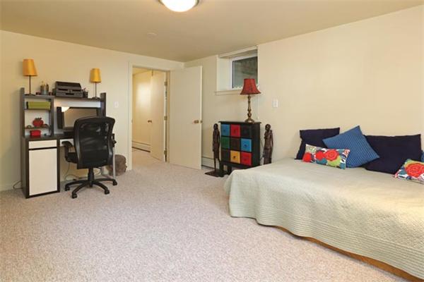 43 Tarleton Road Newton, MA 02459 - Photo 8 of 9