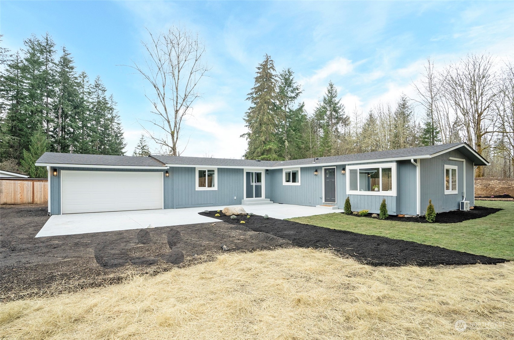 949 Tipsoo Loop North Rainier, WA 98576 - Photo 2 of 40