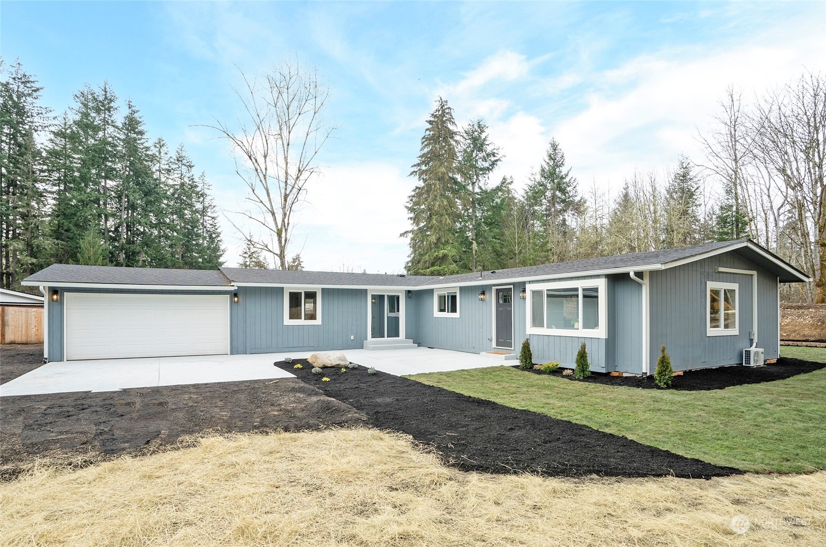 949 Tipsoo Loop North Rainier, WA 98576 - Photo 4 of 40