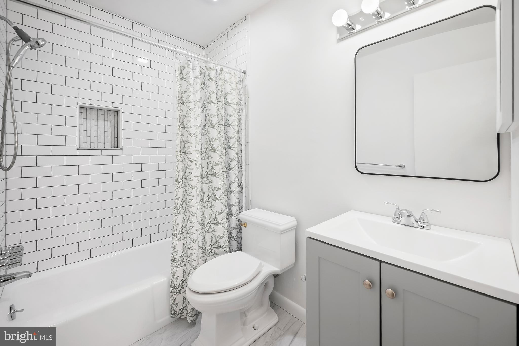 1985 Greenberry Road Baltimore, MD 21209 - Photo 25 of 38 Gallery Image 25