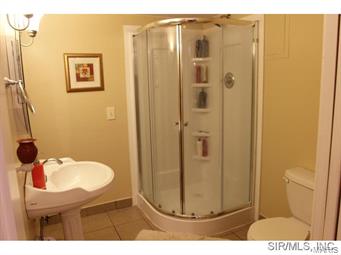 1 Riviera Drive Granite City, IL 62040 - Photo 21 of 24 Gallery Image 21