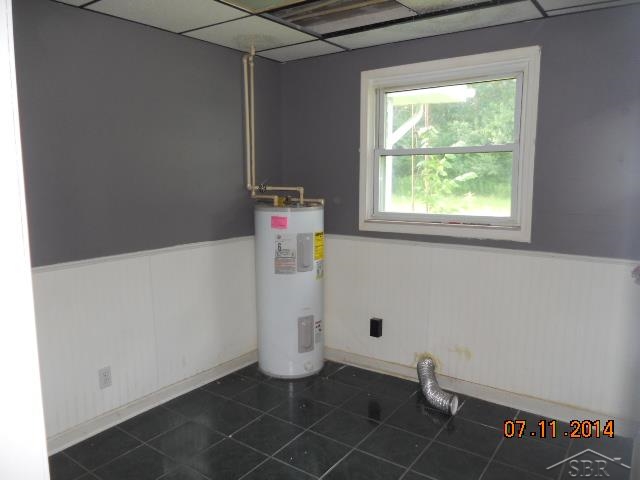 3415 Curtis Road Birch Run, MI 48415 - Photo 7 of 14 Laundry Room