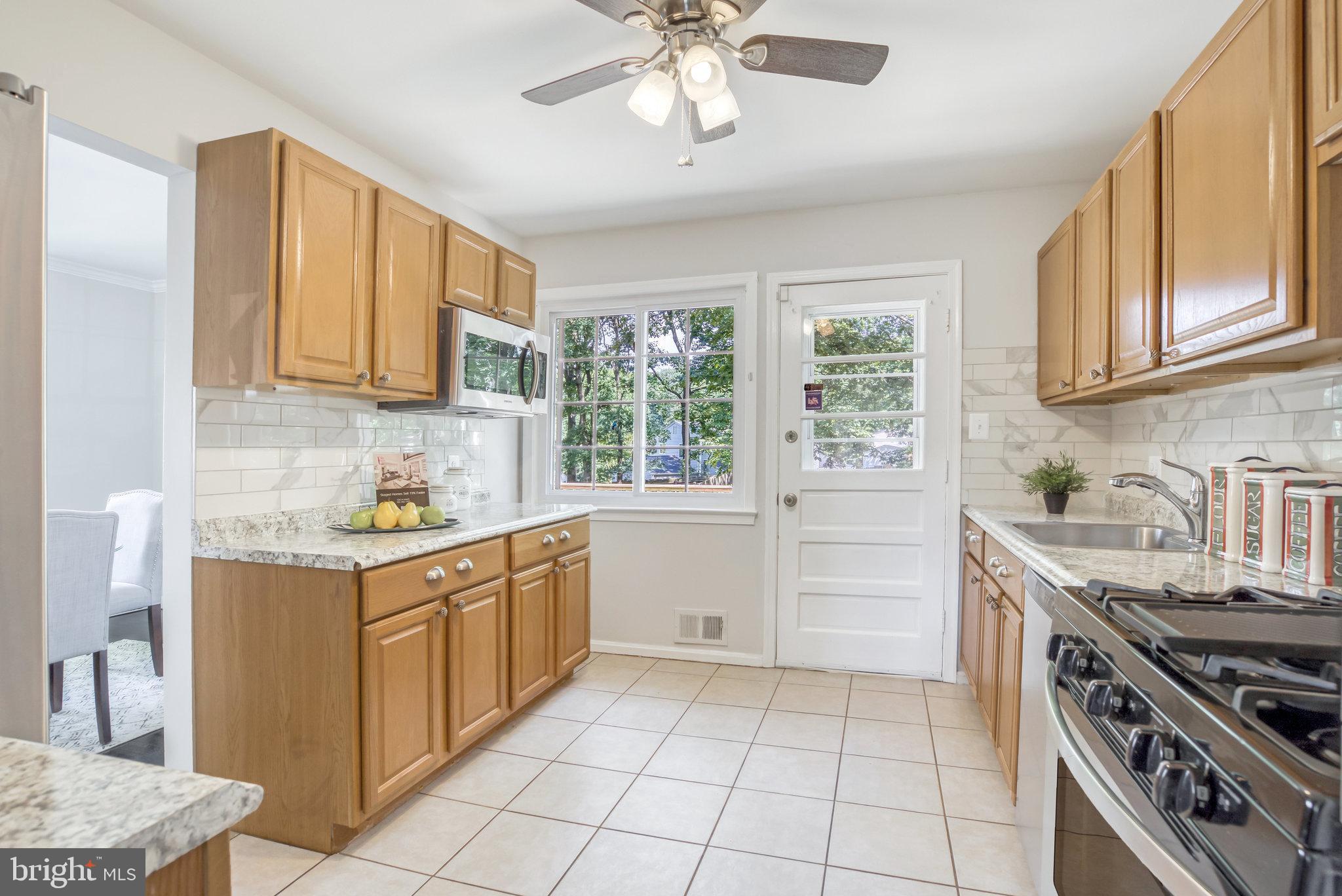 8619 Stonewall Road Manassas, VA 20110 - Photo 12 of 35 Gallery Image 12