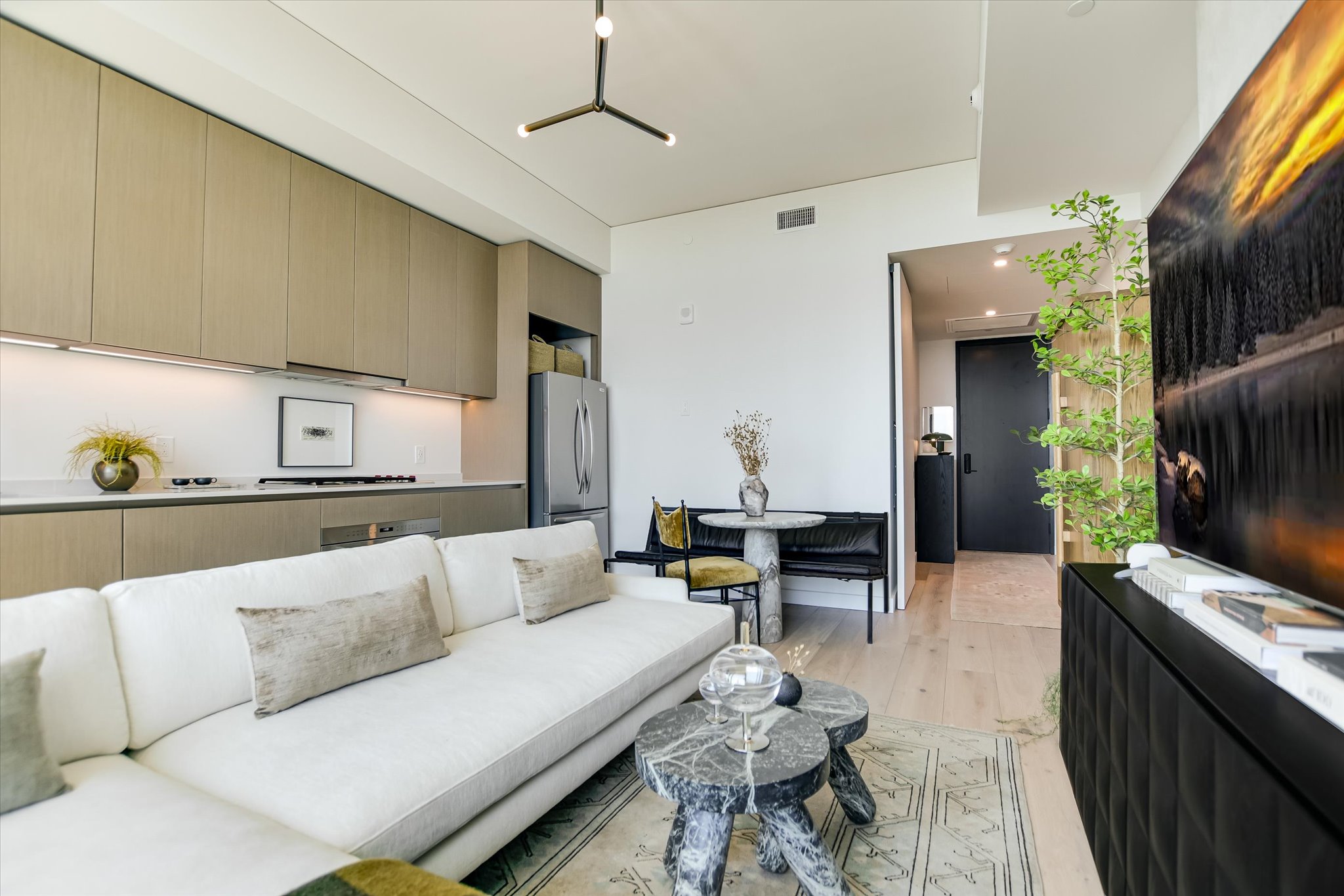 610 Davis Street, Unit 3307 Austin, TX 78701 - Photo 21 of 27 photo shown is of a similar floor plan on the 40th floor