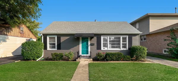 $215,000 | 5145 State Road, Burbank, IL 60459