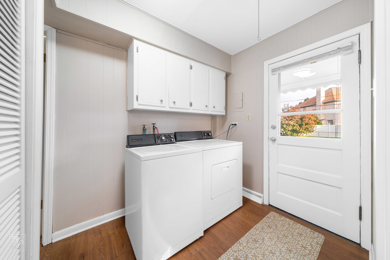 5145 State Road Burbank, IL 60459 - Photo 6 of 14