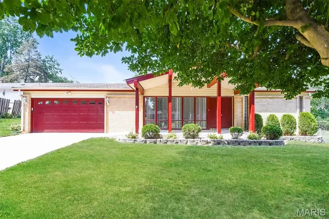 $2,015 | 1765 Talisman Lane, St. Louis, MO 63138