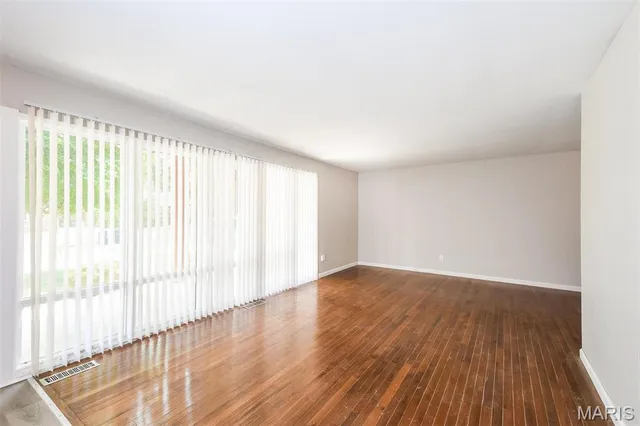 $2,015 | 1765 Talisman Lane, St. Louis, MO 63138