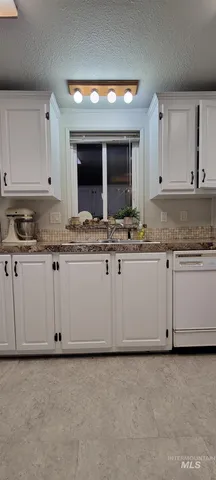 $399,000 | 204 Larradon Drive, Kamiah, ID 83536