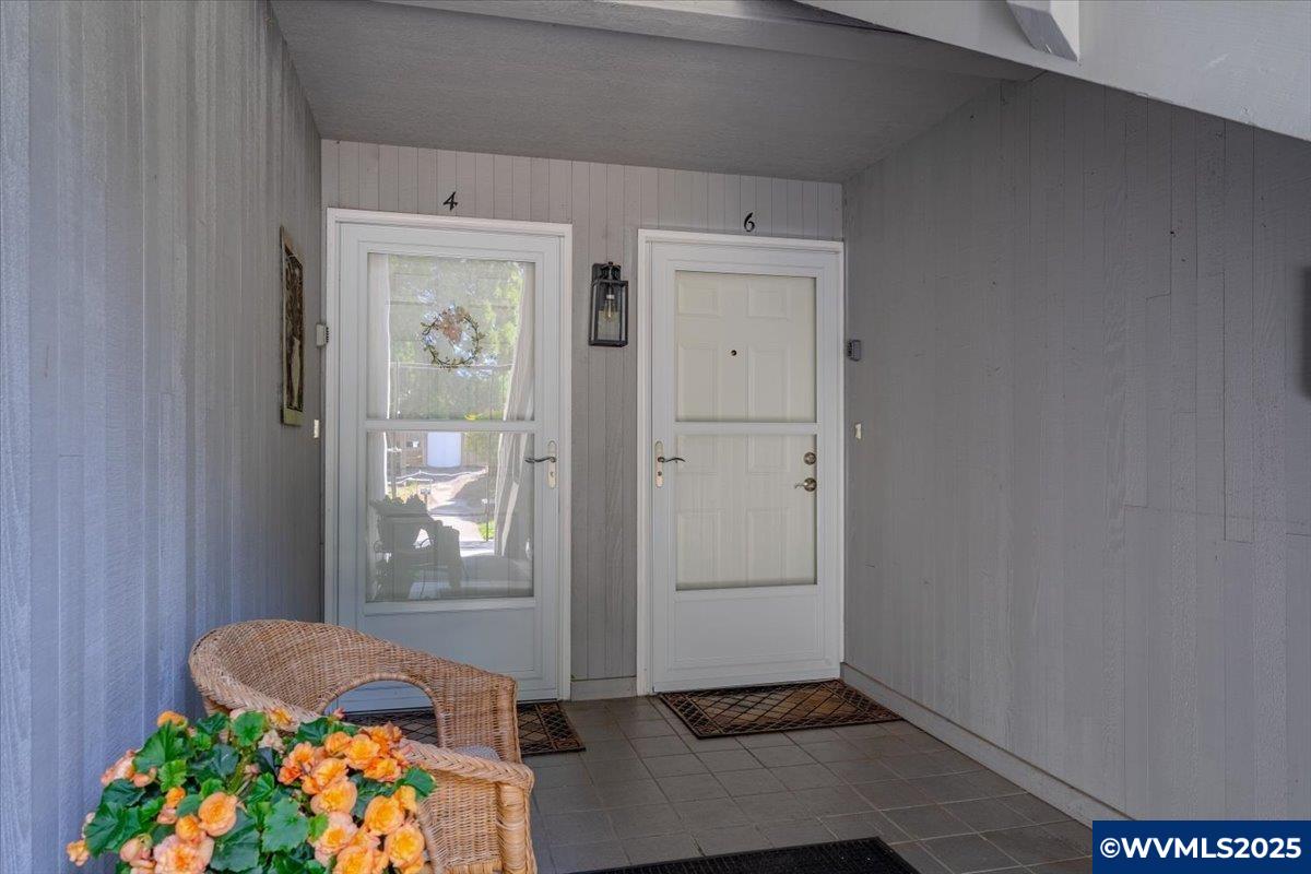 1820 Rees Hill Road Southeast Salem, OR 97306 - Photo 6 of 35