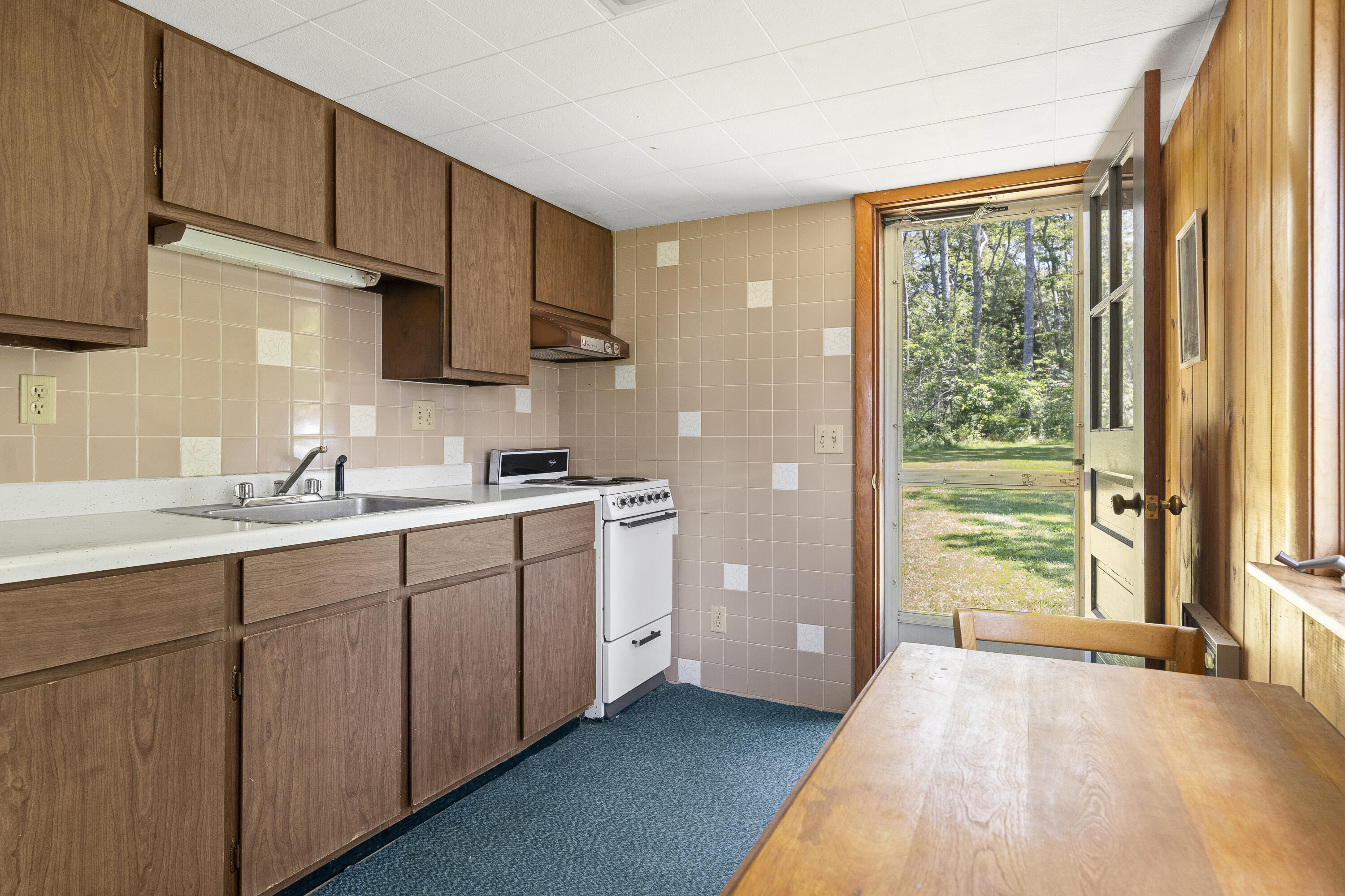 81 Bradley Shore Road Pemaquid, ME 04558 - Photo 5 of 35 08-81 Bradley Shore Rd, New Harbor, ME-T