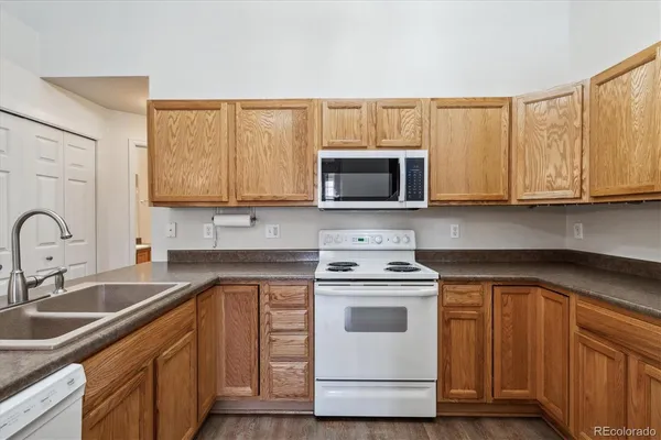 $339,750 | 2980 West Centennial Drive, Unit D, Littleton, CO 80123