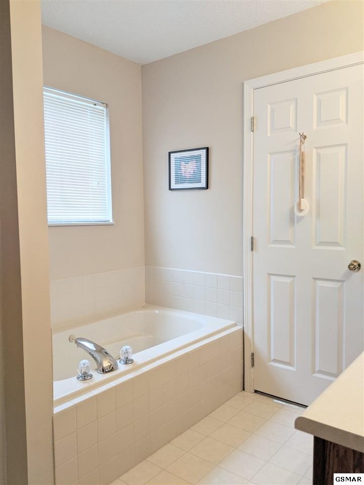 1740 Meadow Ridge Circle Sevierville, TN 37862 - Photo 14 of 16 Gallery Image 14