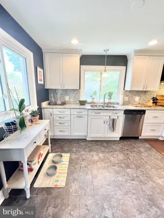 $4,050 | 7113 Marlan Drive, Alexandria, VA 22307