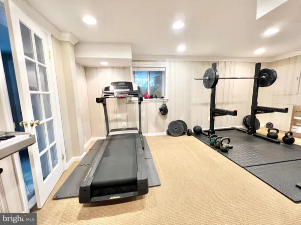 $4,050 | 7113 Marlan Drive, Alexandria, VA 22307