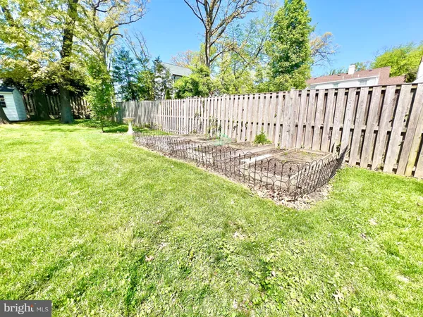 $4,050 | 7113 Marlan Drive, Alexandria, VA 22307