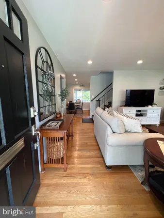 $4,050 | 7113 Marlan Drive, Alexandria, VA 22307