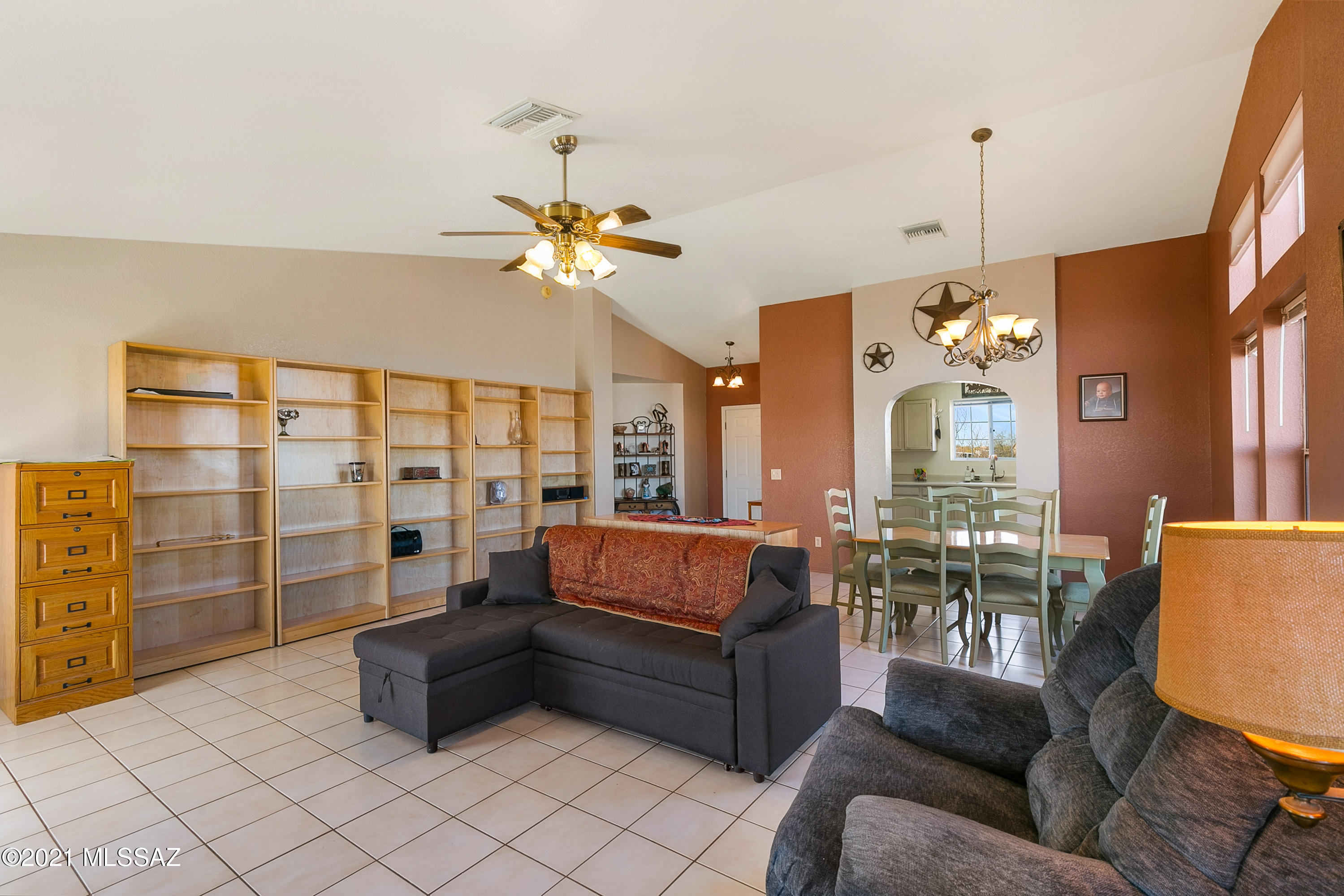 1062 North Vail View Road Vail, AZ 85641 - Photo 11 of 25