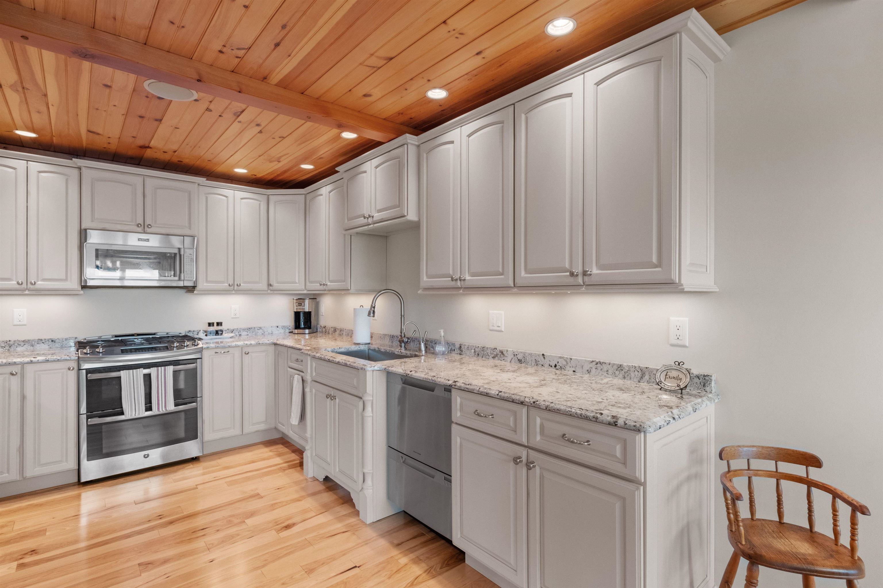 12 Topside Road, Unit 1 Moultonborough, NH 03254 - Photo 18 of 60 Gallery Image 18