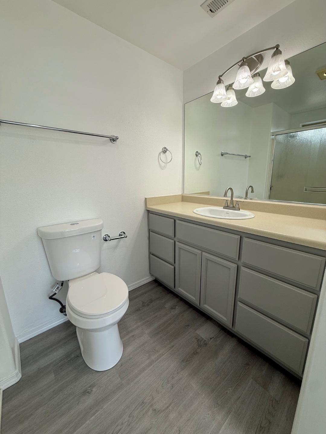 2244 Evan Way Central Point, OR 97502 - Photo 18 of 30