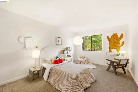 $679,000 | 20111 West Ridge Court, Unit 13, Castro Valley, CA 94546