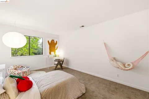 $679,000 | 20111 West Ridge Court, Unit 13, Castro Valley, CA 94546