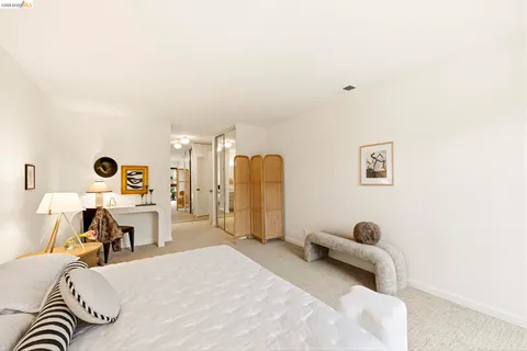 $679,000 | 20111 West Ridge Court, Unit 13, Castro Valley, CA 94546