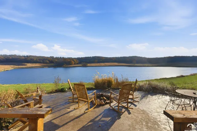 $4,990,000 | 770 East 1300th Road, Lawrence, KS 66046