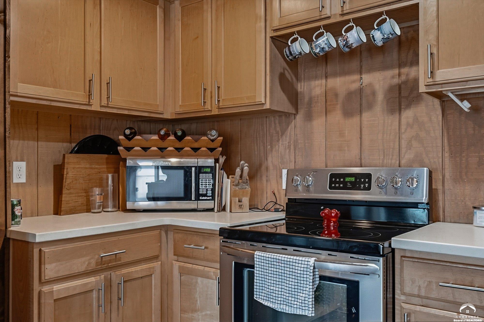 770 East 1300th Road Lawrence, KS 66046 - Photo 13 of 62