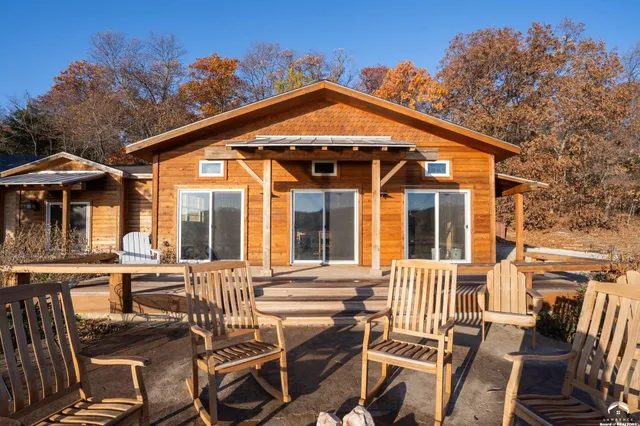 $4,990,000 | 770 East 1300th Road, Lawrence, KS 66046