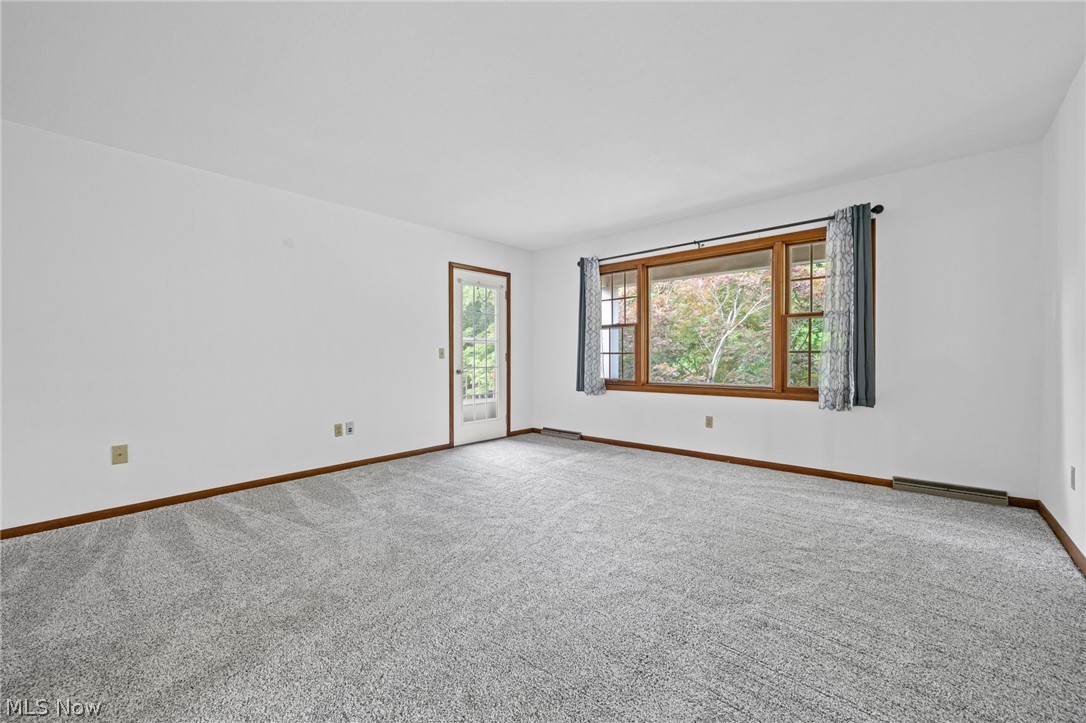 410 Lafayette Road, Unit 12 Medina, OH 44256 - Photo 6 of 34