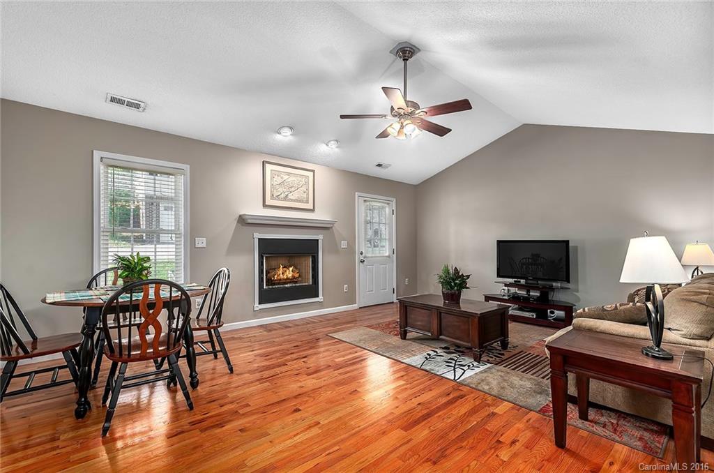 233 Morgan Road Candler, NC 28715 - Photo 4 of 12 Gallery Image 4