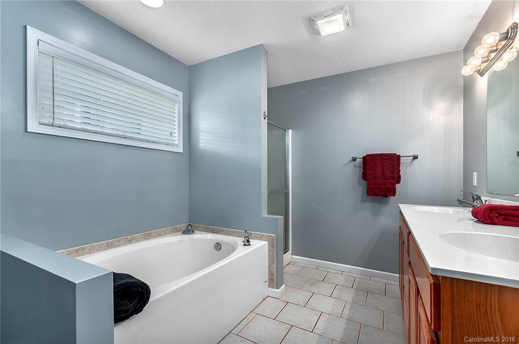 233 Morgan Road Candler, NC 28715 - Photo 8 of 12 Gallery Image 8